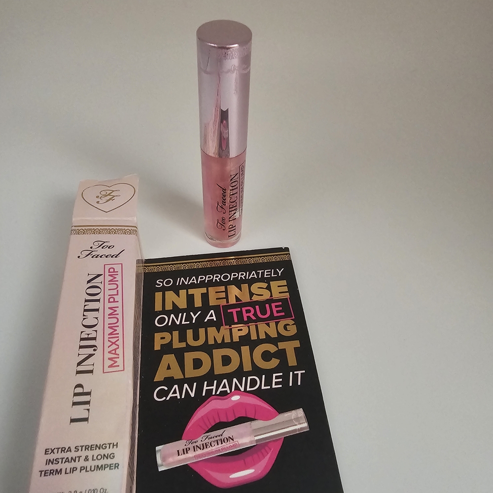 Too Faced Pink Lip Balm Gloss Max Plump